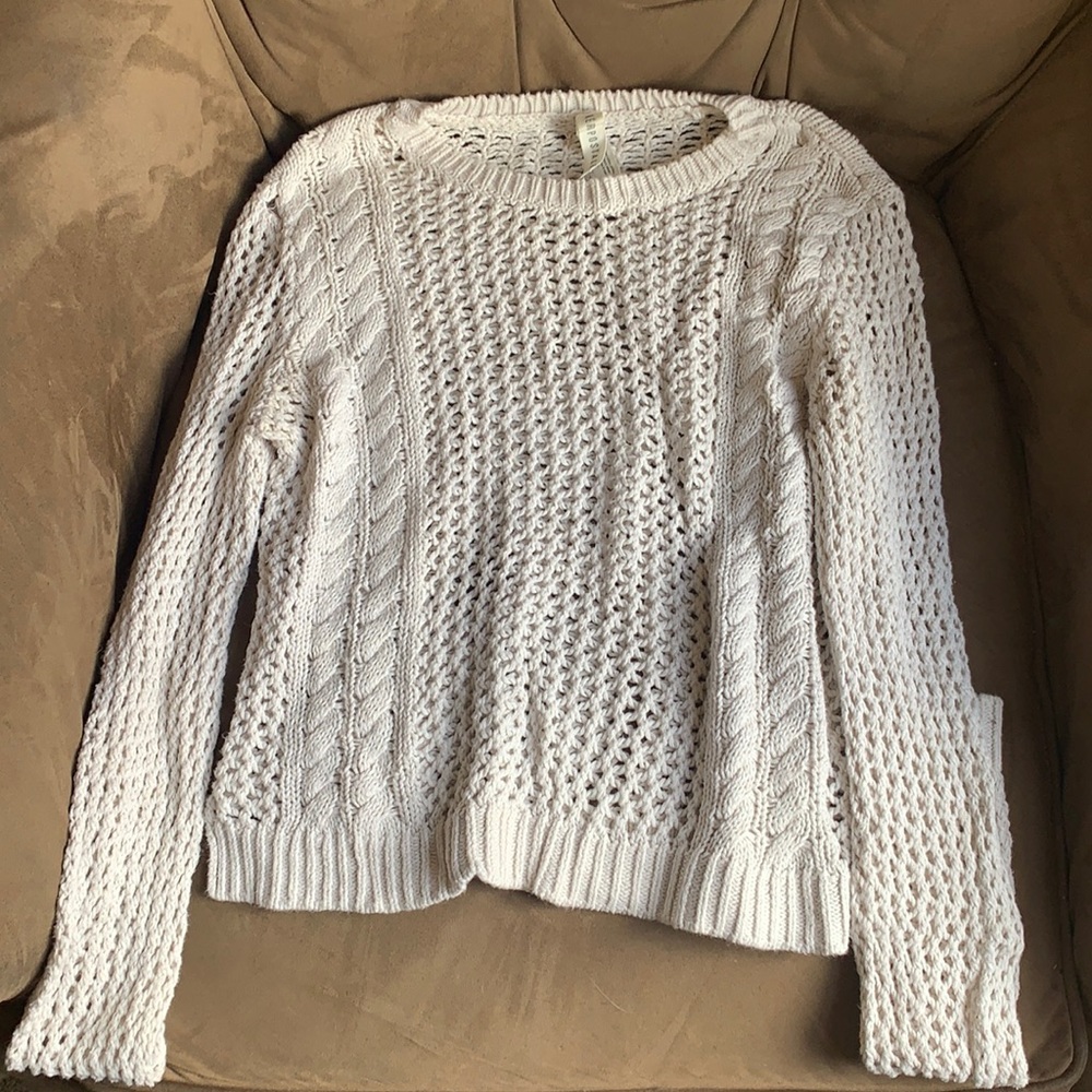 White light weight sweater